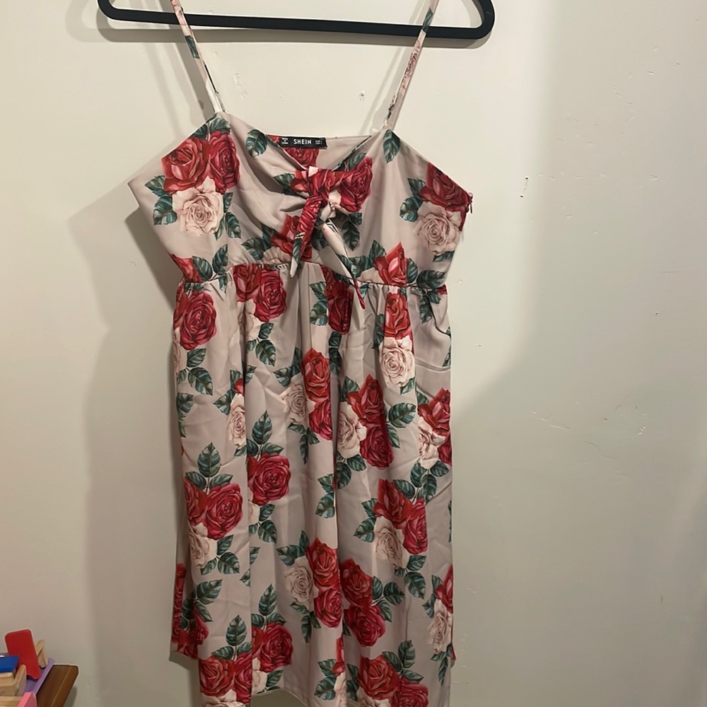 SHEIN rose adjustable‎ straps